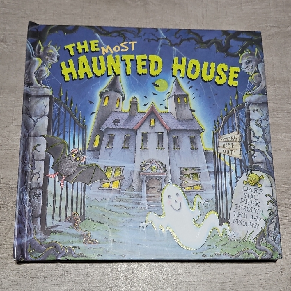 The Most Haunted House 3-D Hardcover Book By Nicola Baxter